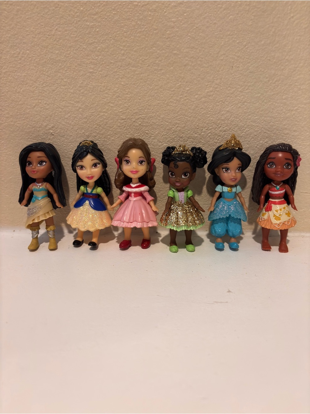 Mini Dolls Set - Assorted Colors